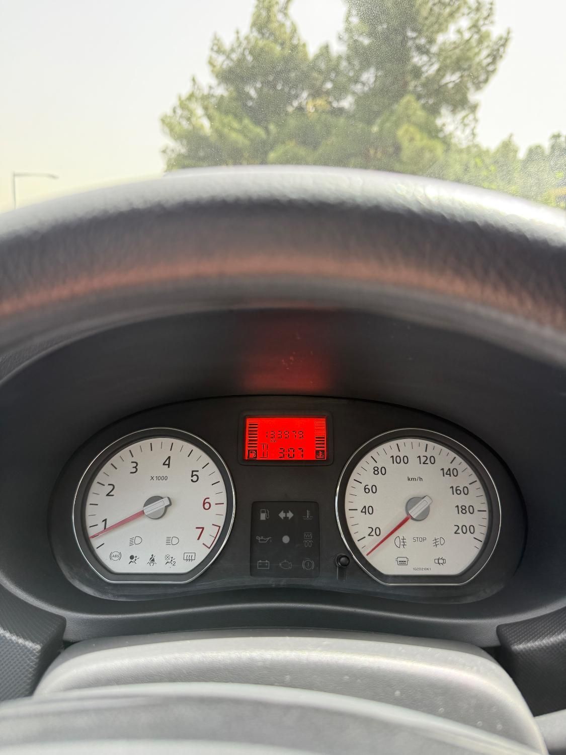رنو ساندرو اتوماتیک - 1396