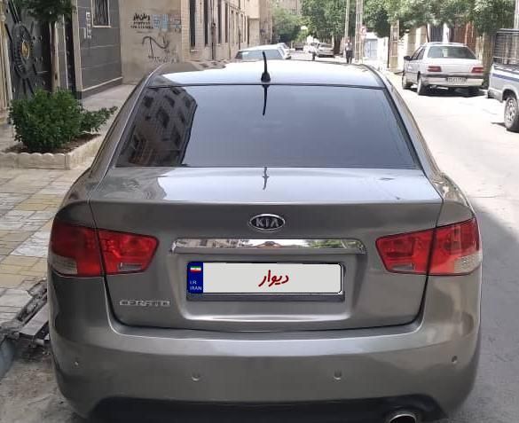 کیا سراتو 2.0 لیتر اتوماتیک GT لاین - 2010