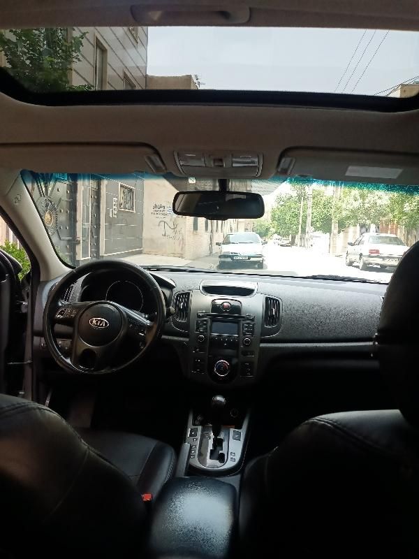 کیا سراتو 2.0 لیتر اتوماتیک GT لاین - 2010