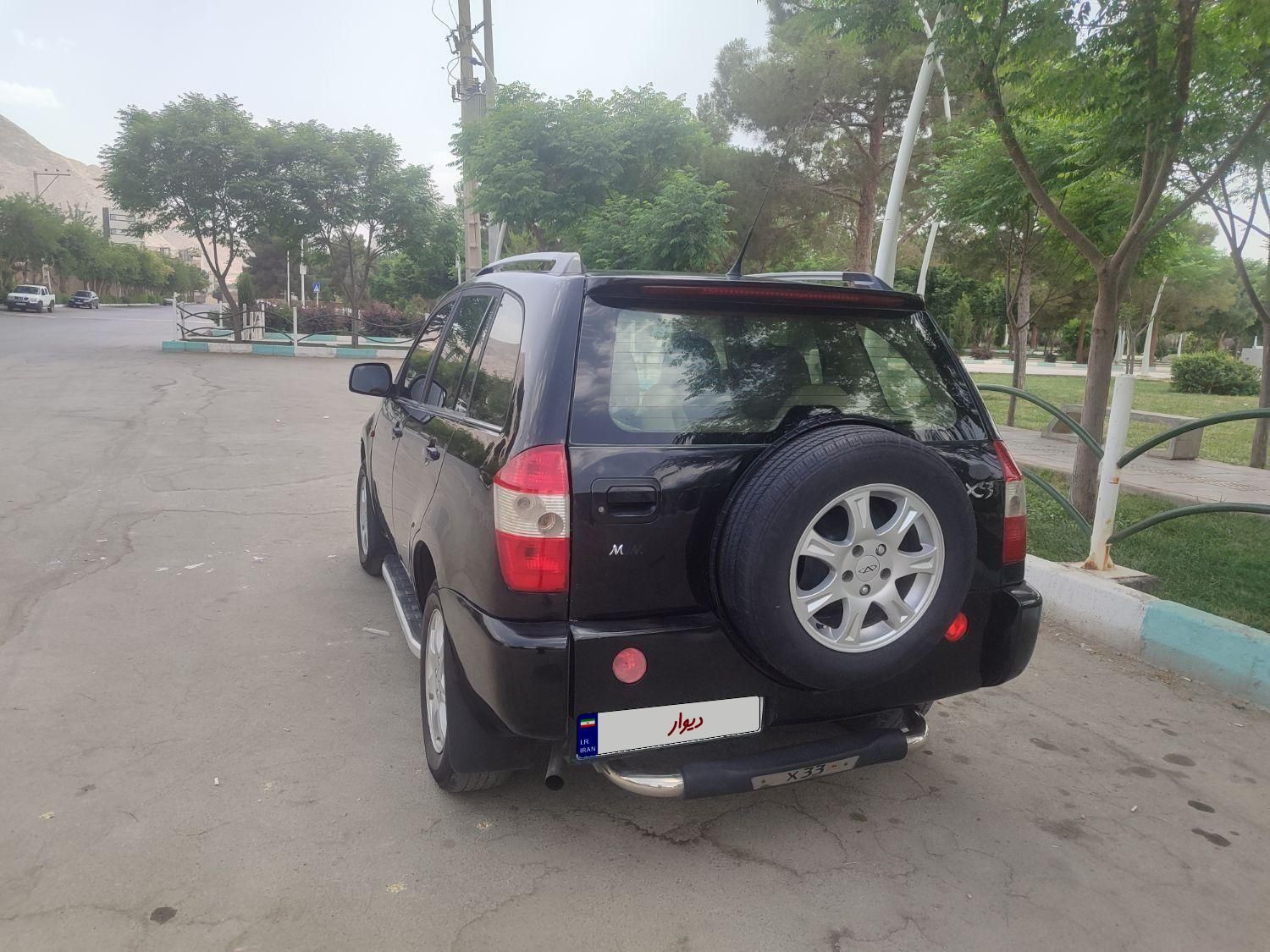 ام وی ام X33 دنده‌ای ساده - 2012