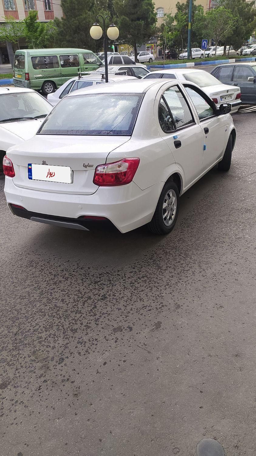ساینا S دنده ای بنزینی - 1402