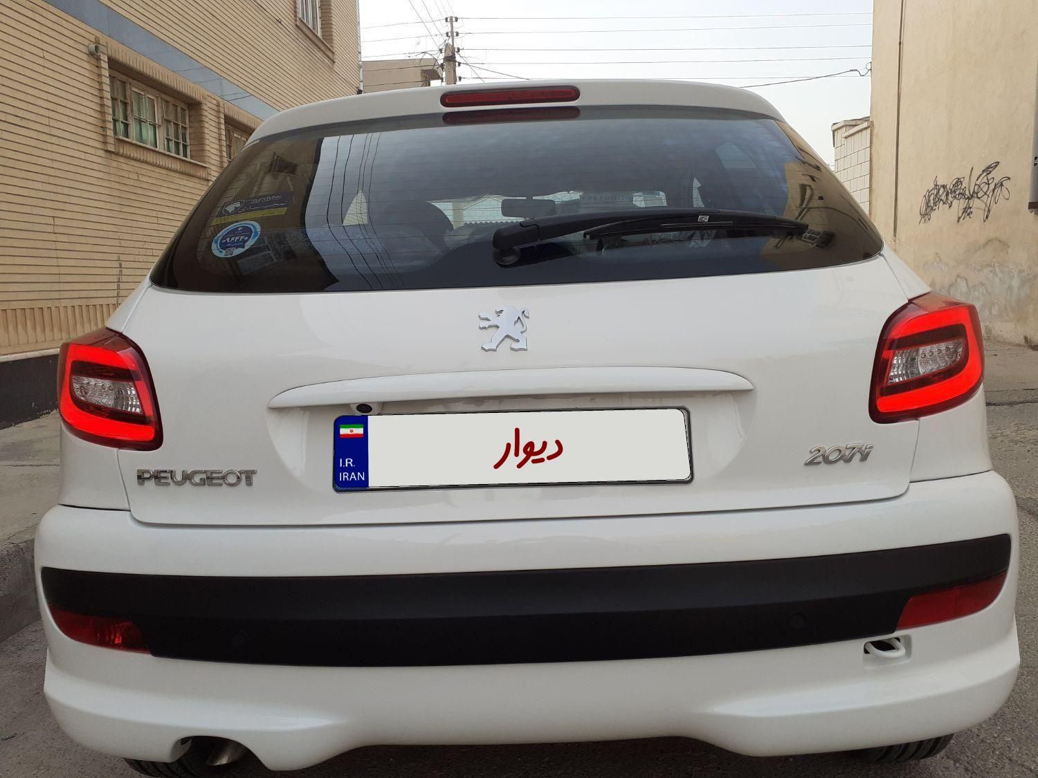 پژو 207 دنده‌ای با موتور TU3 - 1402