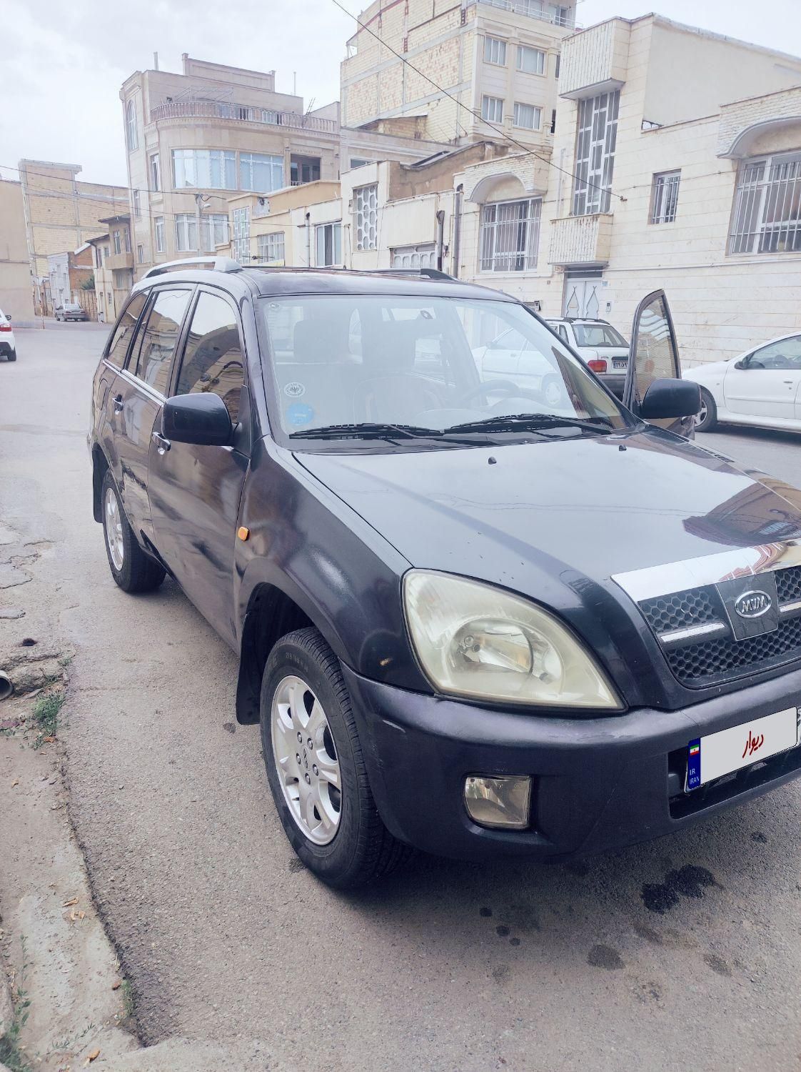 خودرو ام وی ام، X33 آگهی ann_18269126