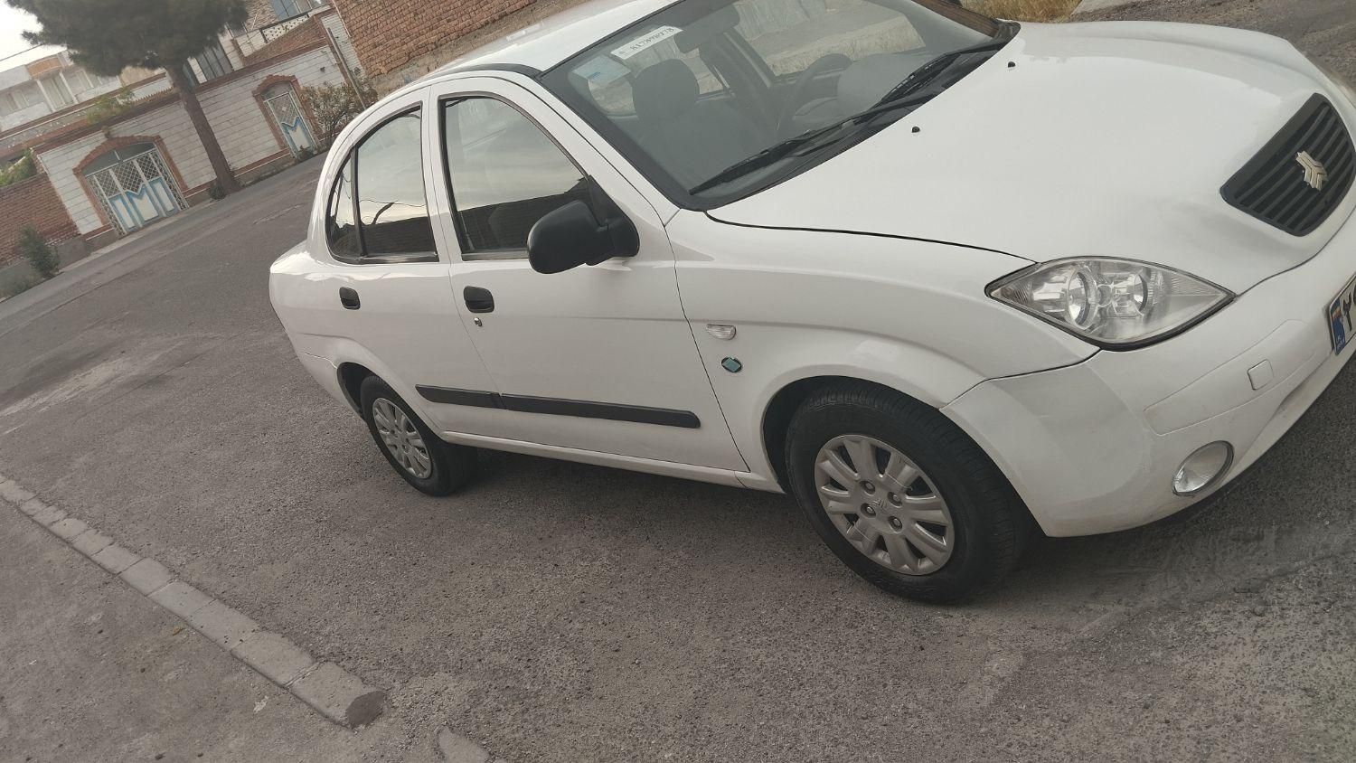 تیبا صندوق دار SX - 1395