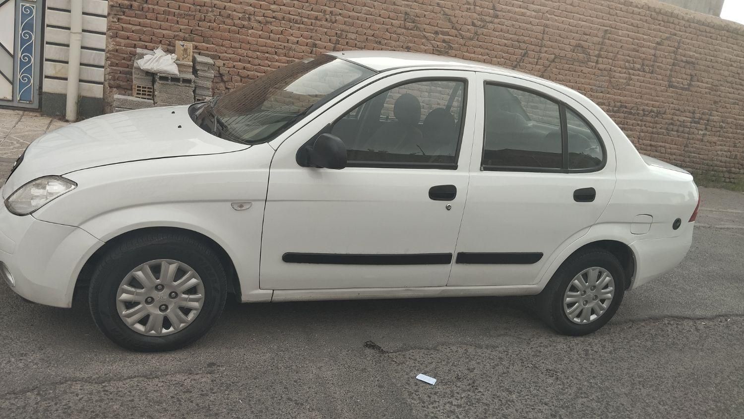 تیبا صندوق دار SX - 1395