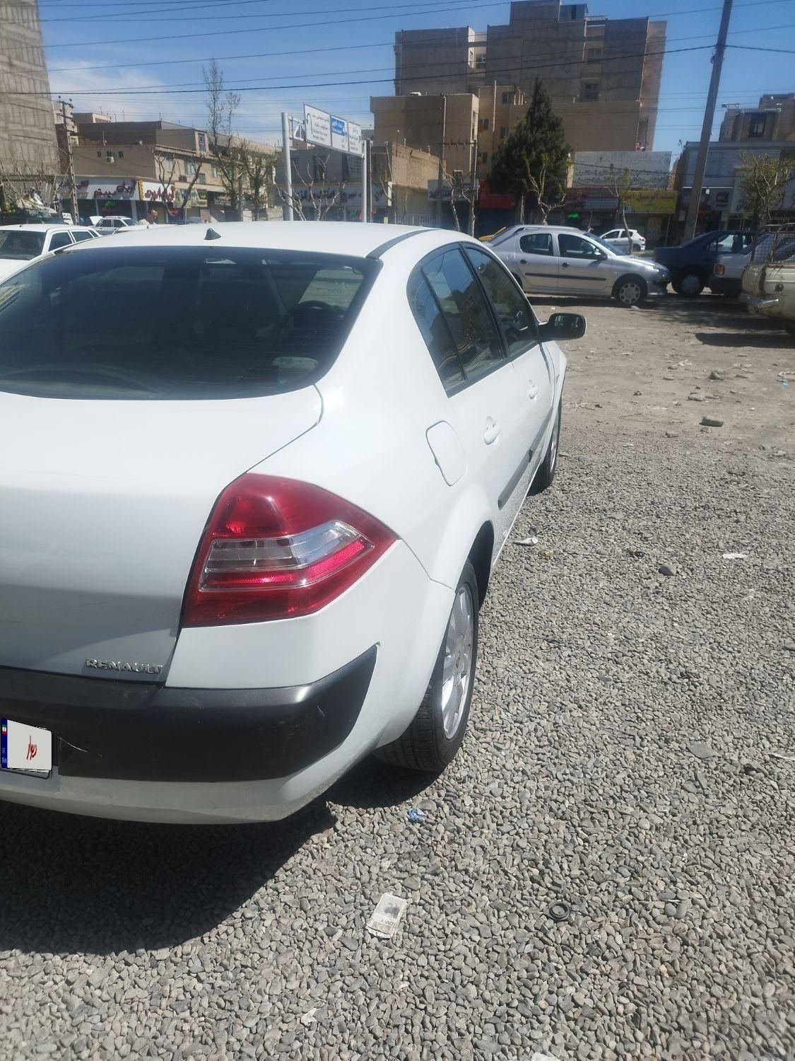 رنو مگان پارس خودرو 2000 - 2012