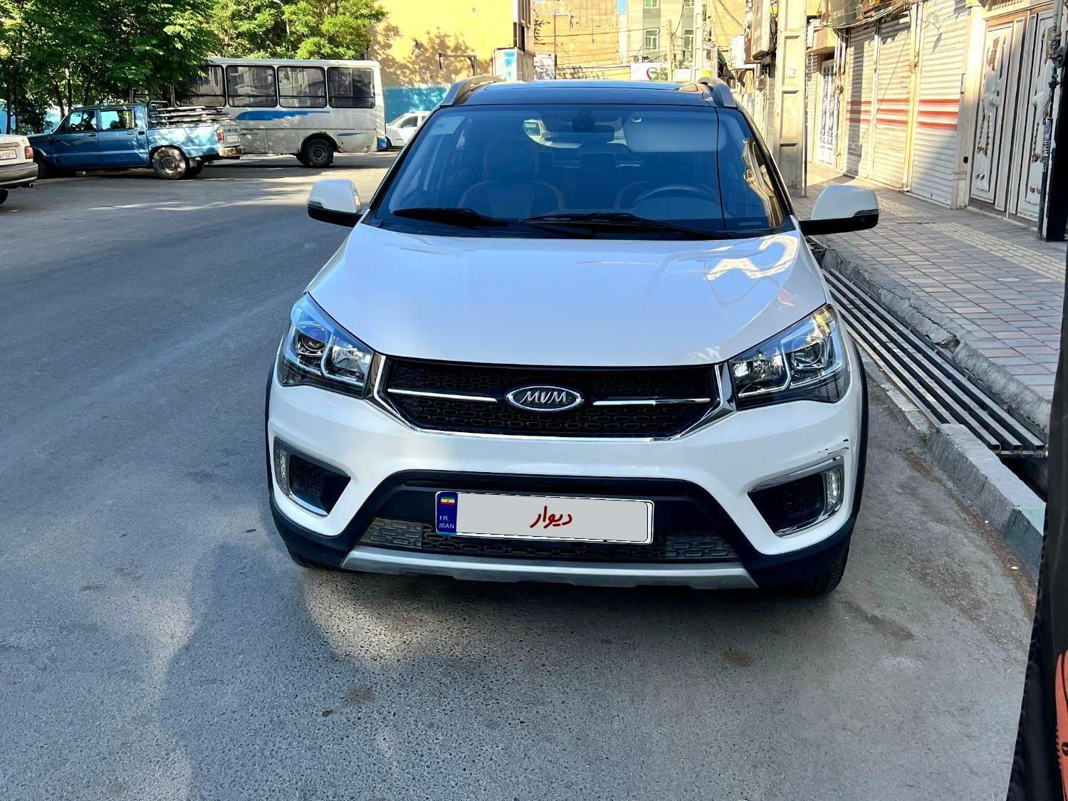 ام وی ام X22 دنده ای اسپرت لاکچری - 2022