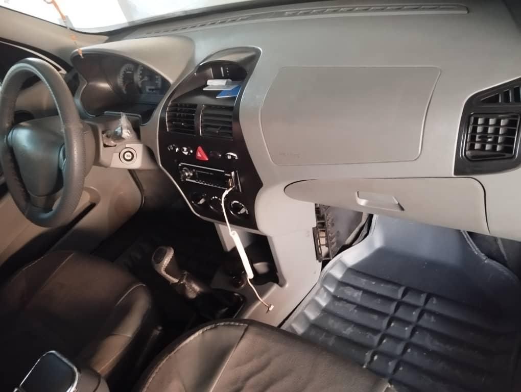تیبا صندوق دار SX - 1400