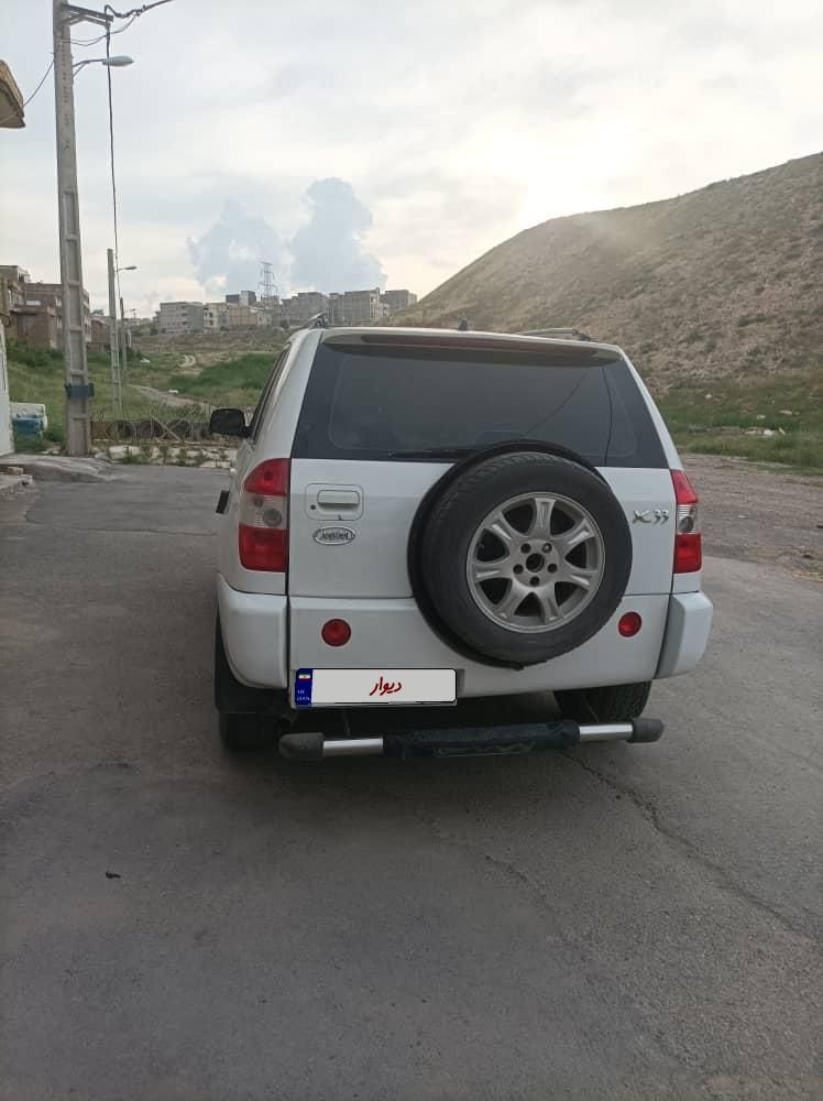 ام وی ام X33 دنده‌ای ساده - 2014
