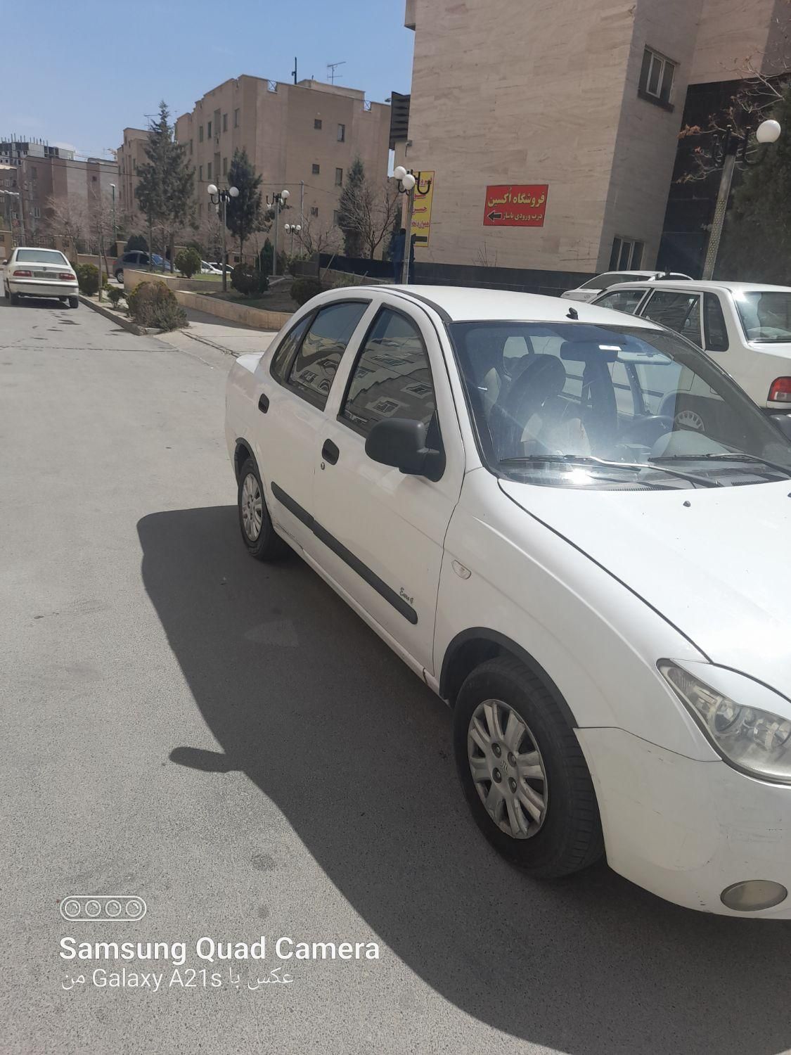 تیبا صندوق دار SX - 1392