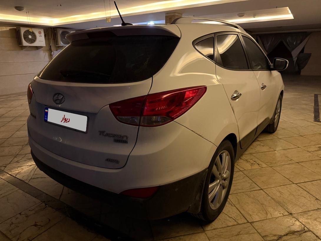 هیوندای توسان 2.4 لیتر - 2013