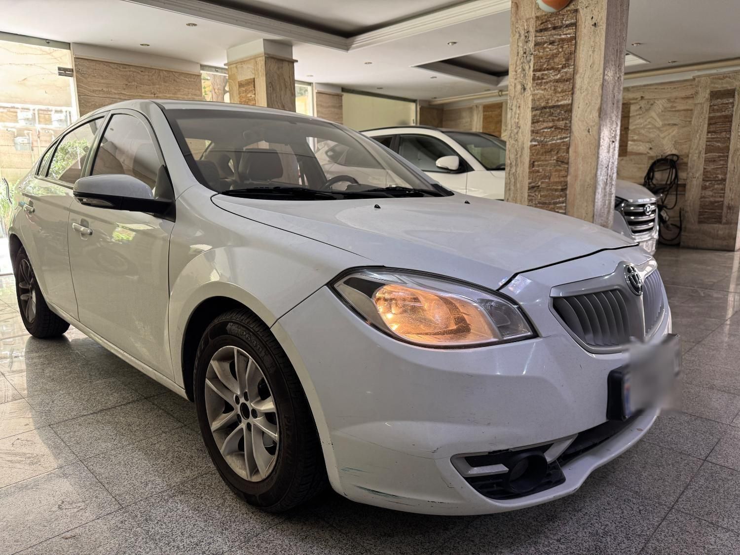 برلیانس H330 اتوماتیک 1500 - 2015