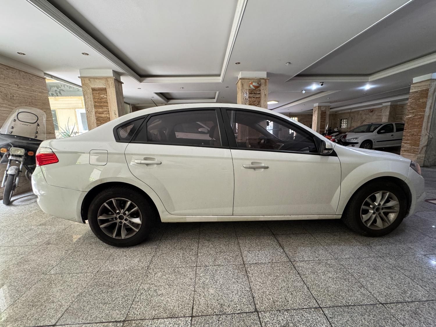برلیانس H330 اتوماتیک 1500 - 2015
