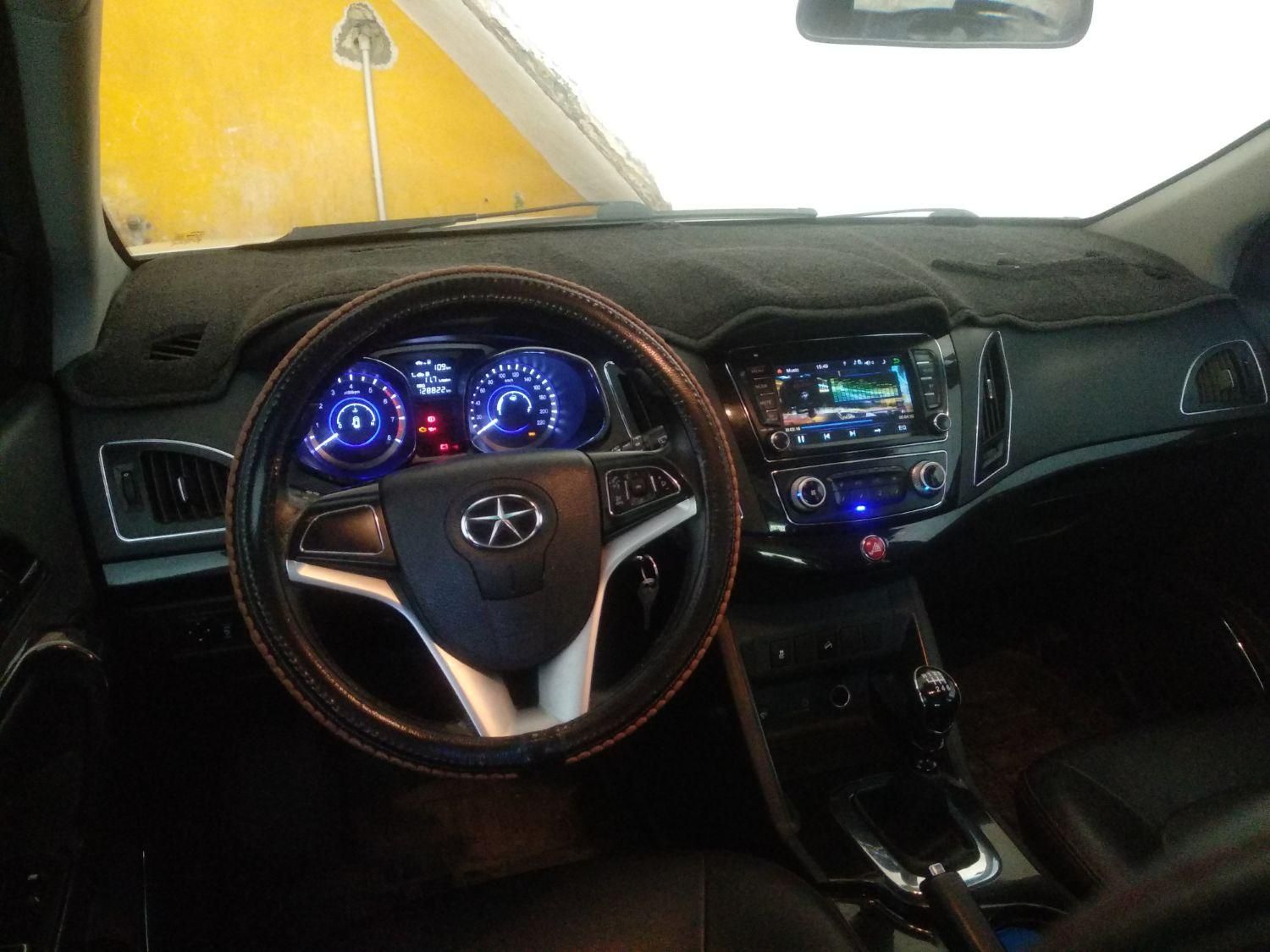 جک S5 دنده‌ای - 2015