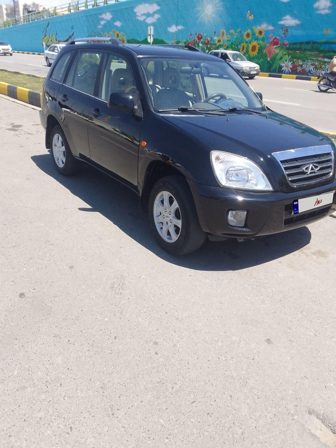 ام وی ام X33 دنده‌ای ساده - 2012