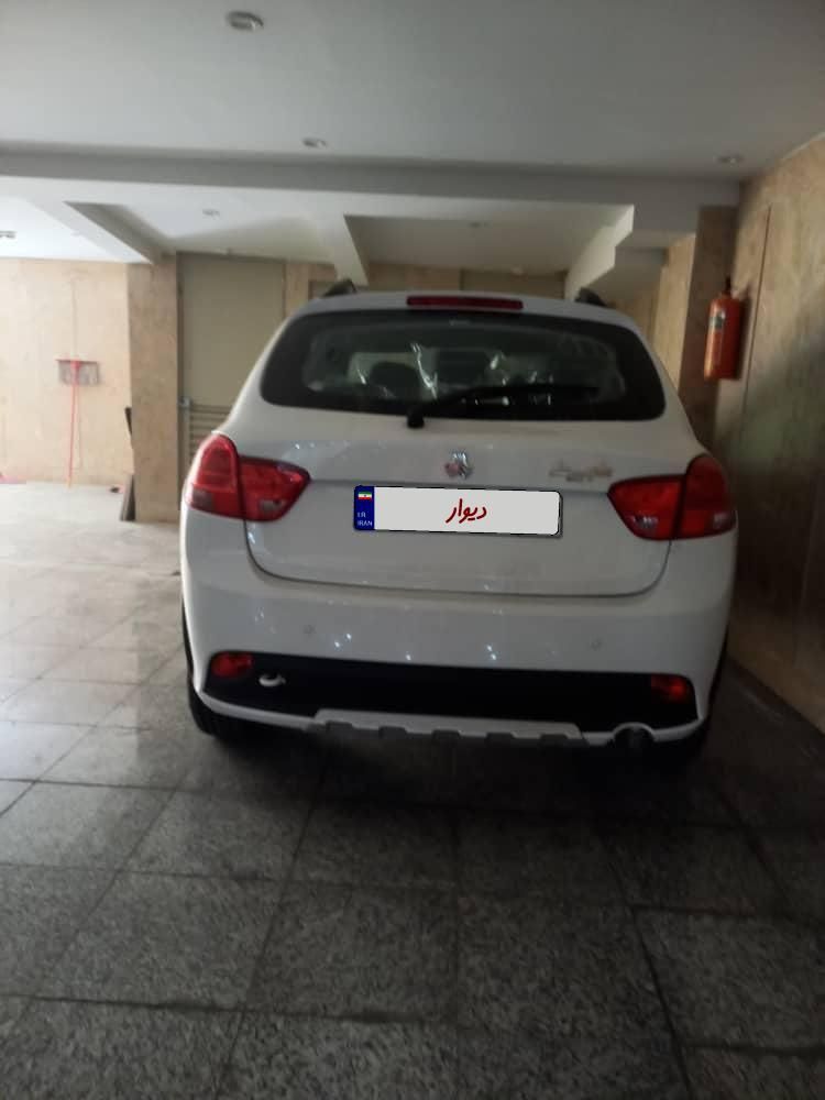 خودرو کوییک، R آگهی ann_18272288