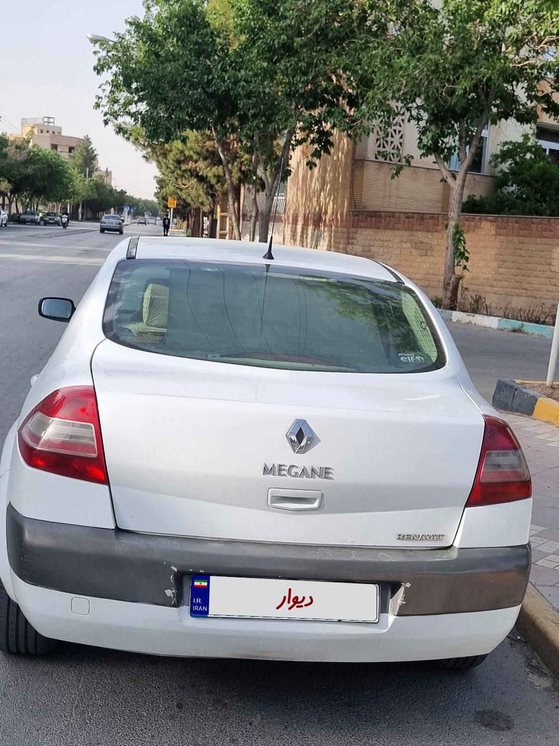 رنو مگان پارس خودرو 2000 - 2011