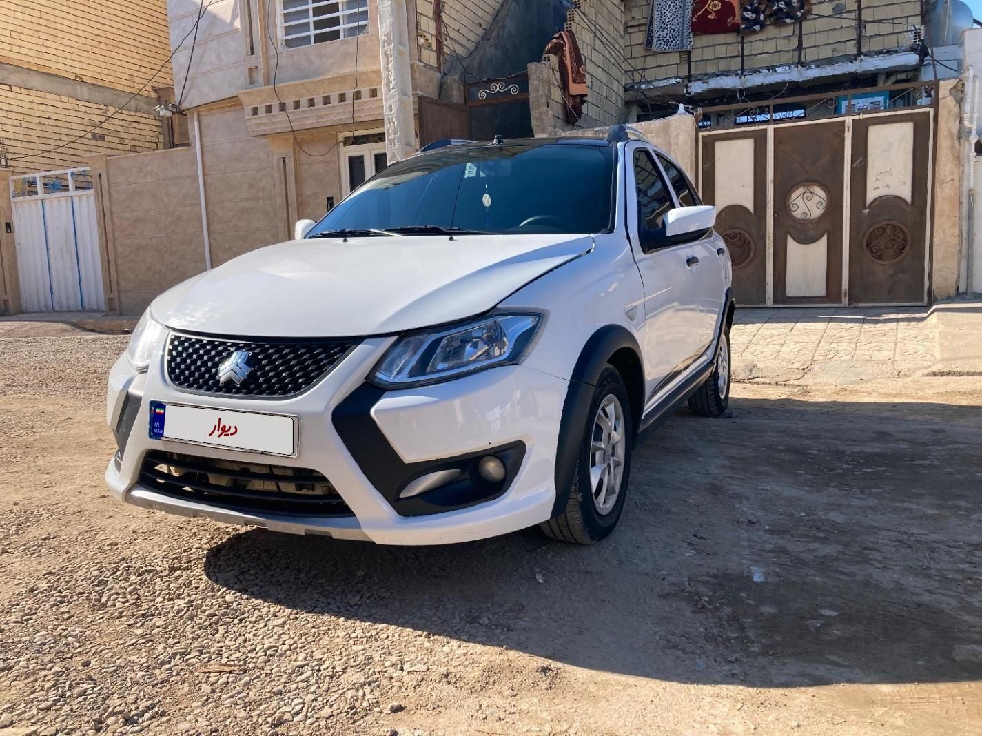 خودرو کوییک، R آگهی ann_18272880