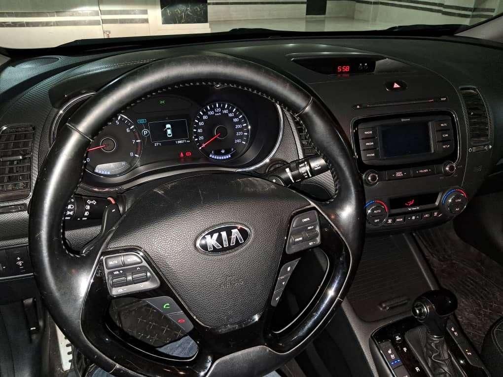 کیا سراتو 2.0 لیتر اتوماتیک GT لاین - 2017