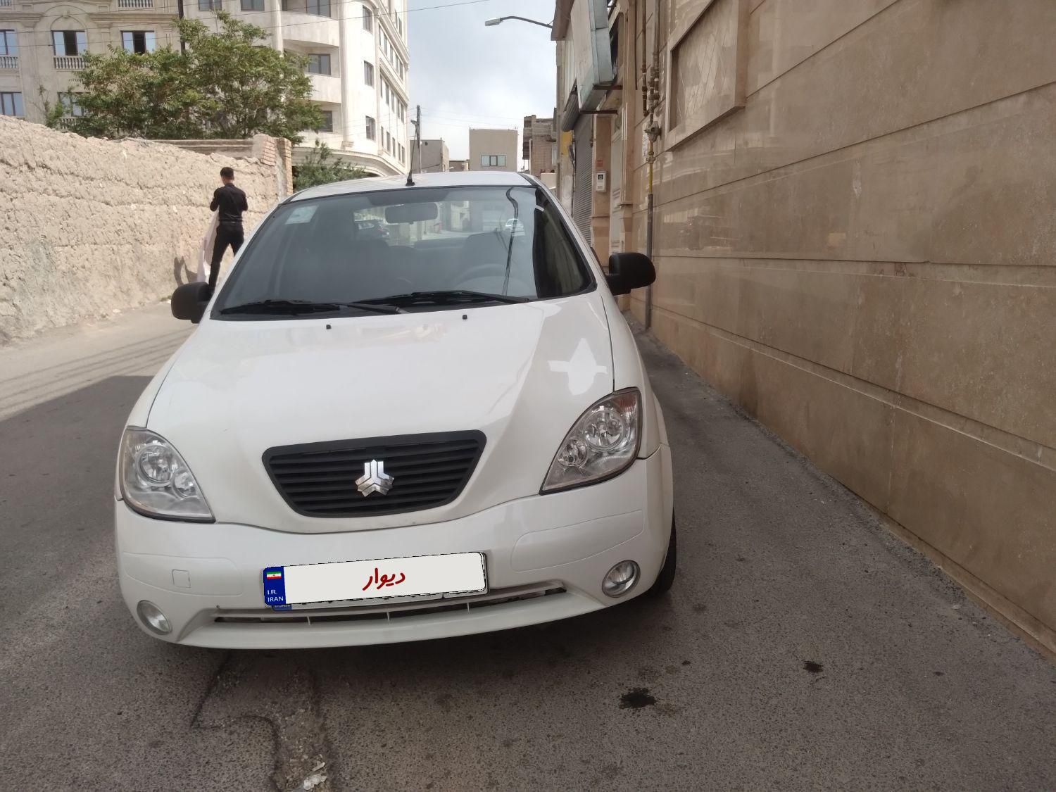 تیبا صندوق دار SX - 1395