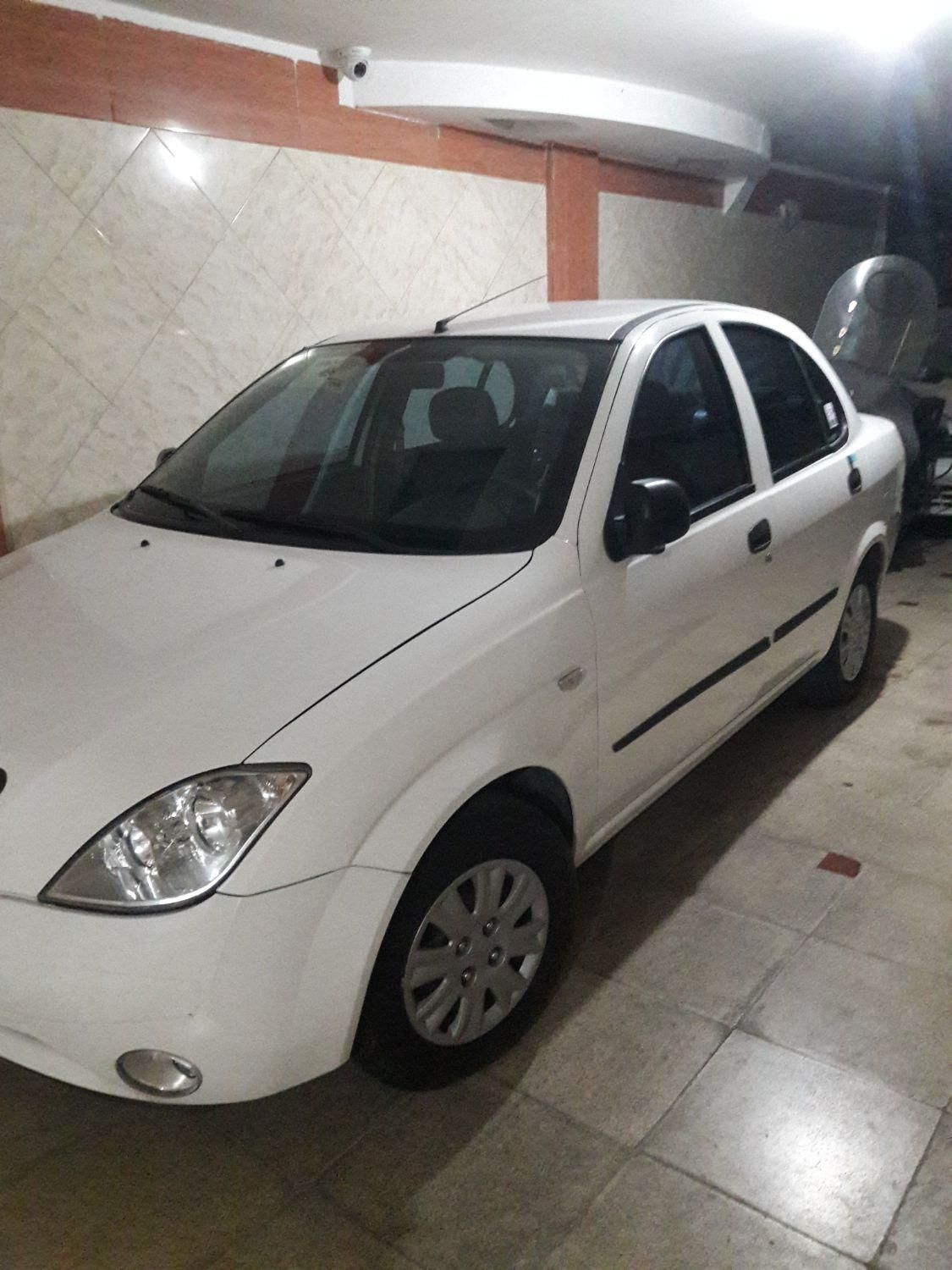 تیبا صندوق دار SX - 1401