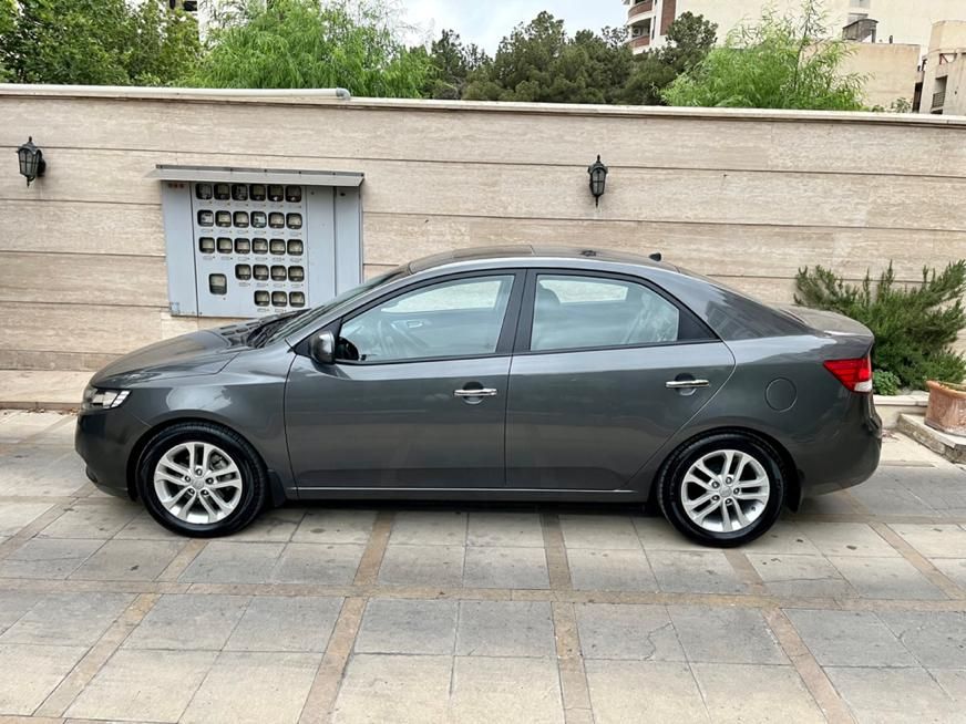 خودرو کیا، سراتو مونتاژ آگهی ann_18273595