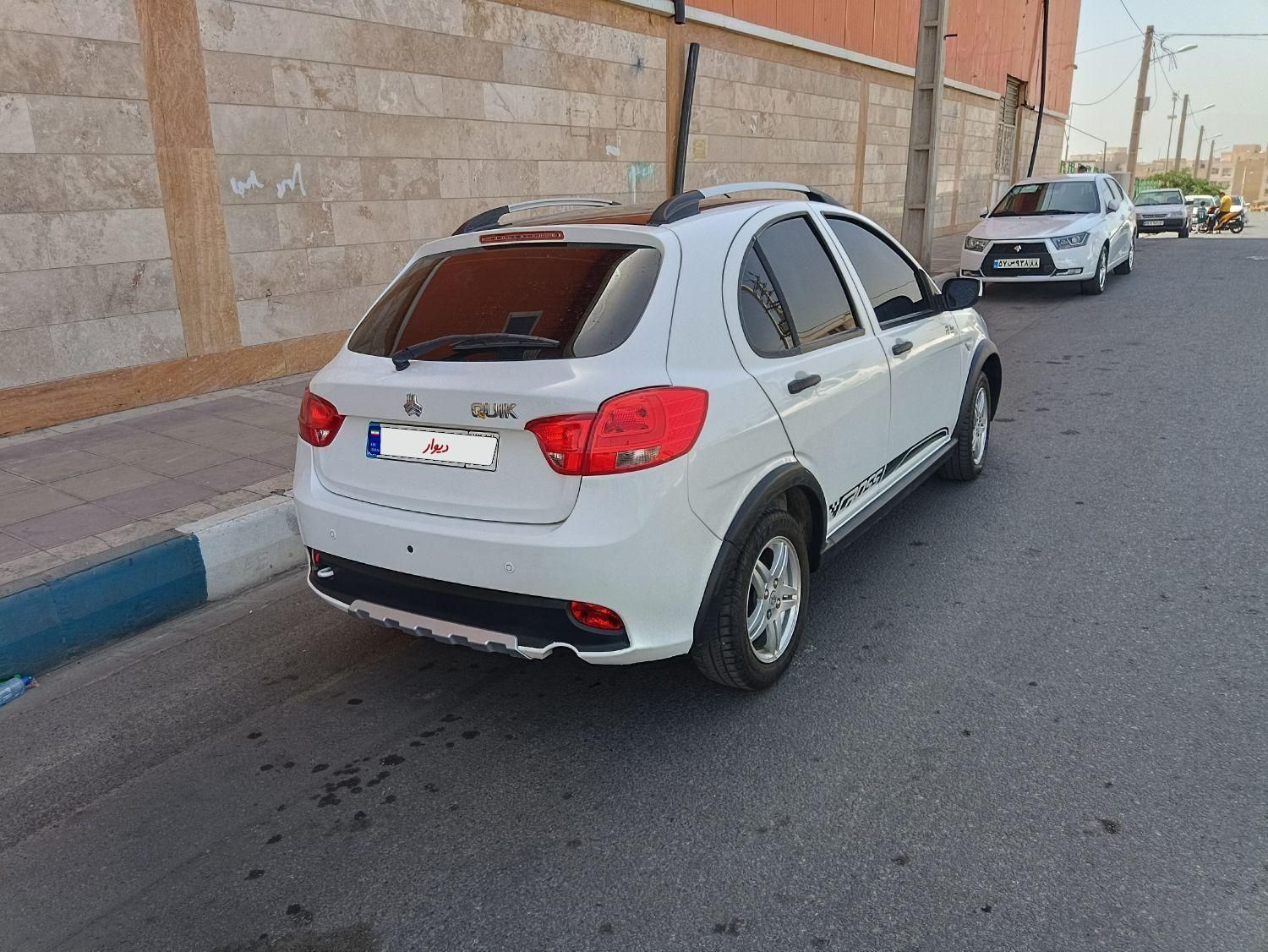 کوییک R دنده‌ای - 1399