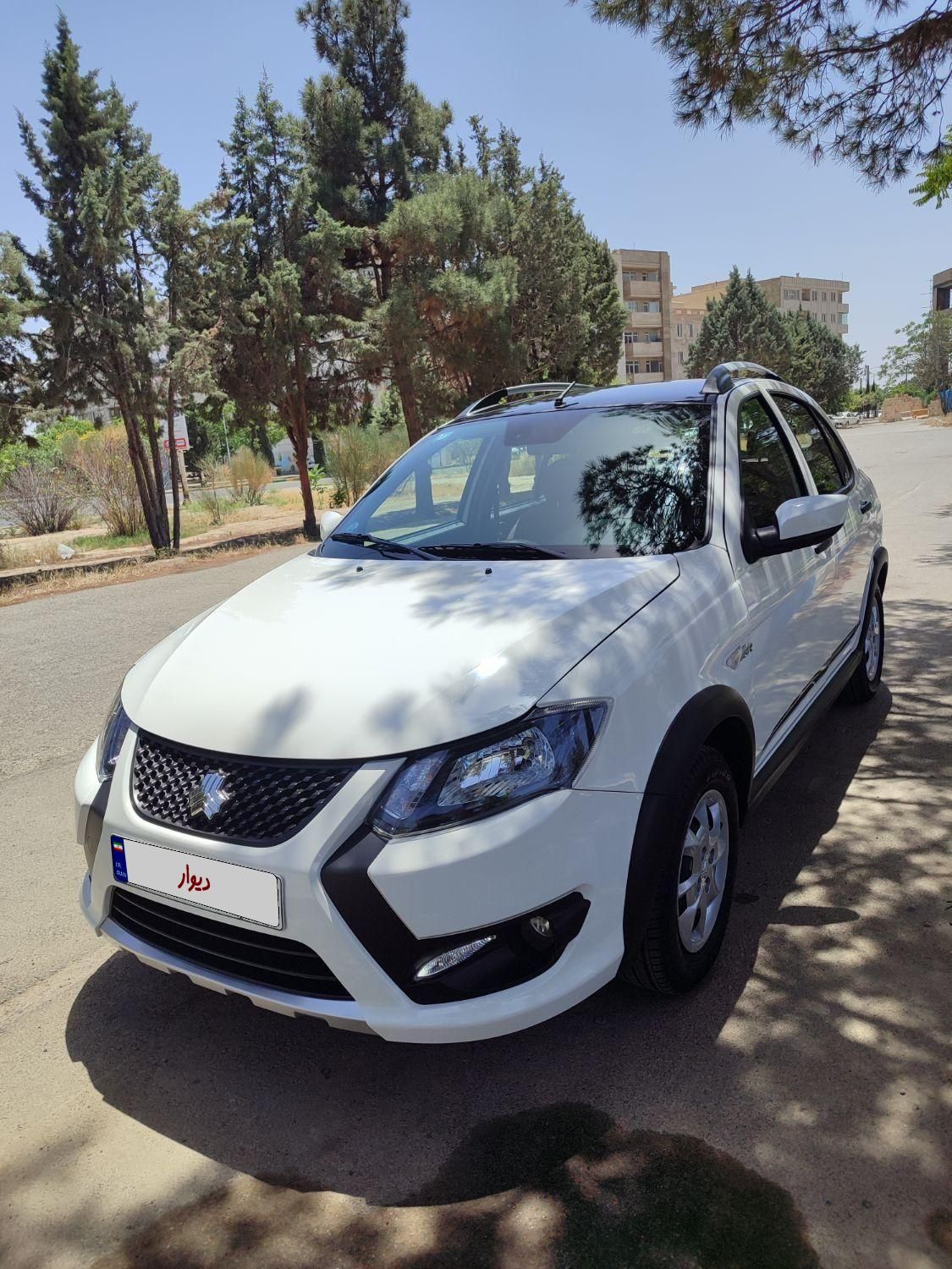 کوییک R دنده‌ای - 1404
