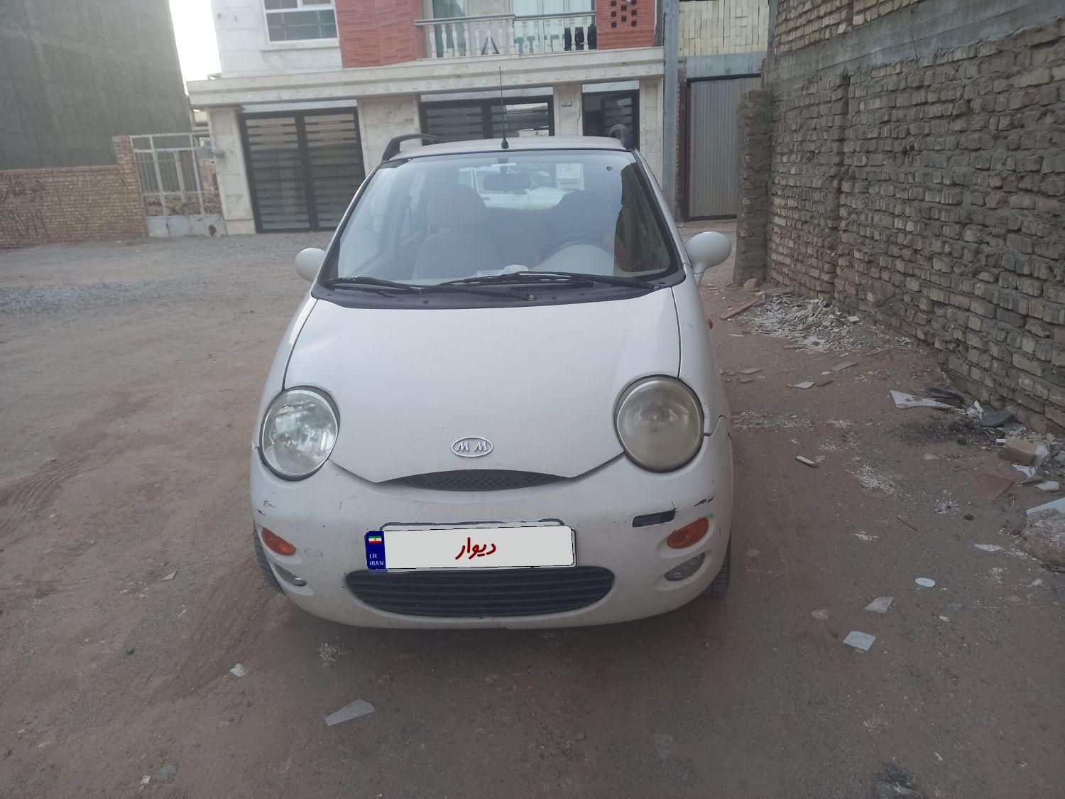 ام وی ام 110 چهار سیلندر دنده ای - 2012
