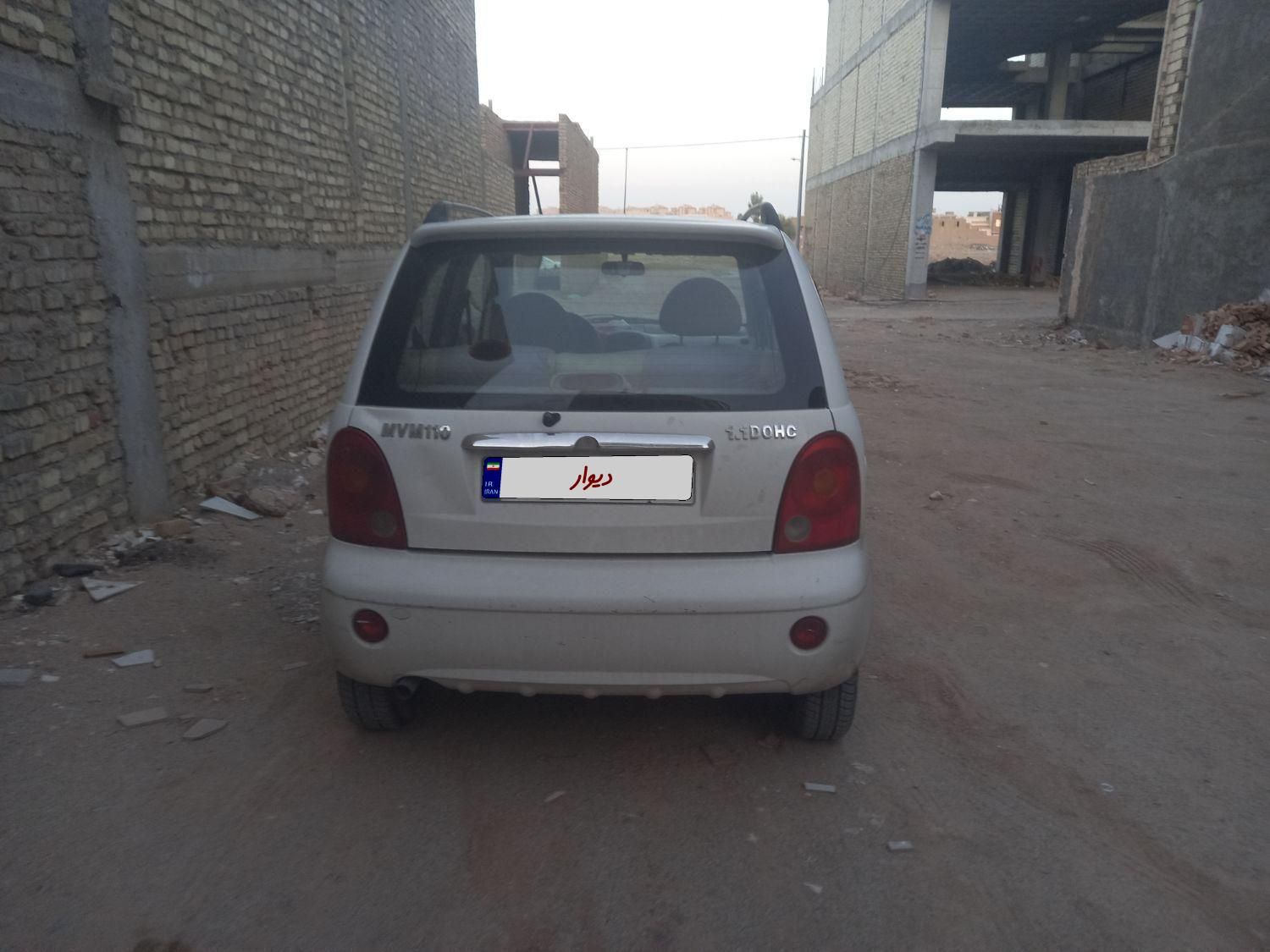 ام وی ام 110 چهار سیلندر دنده ای - 2012