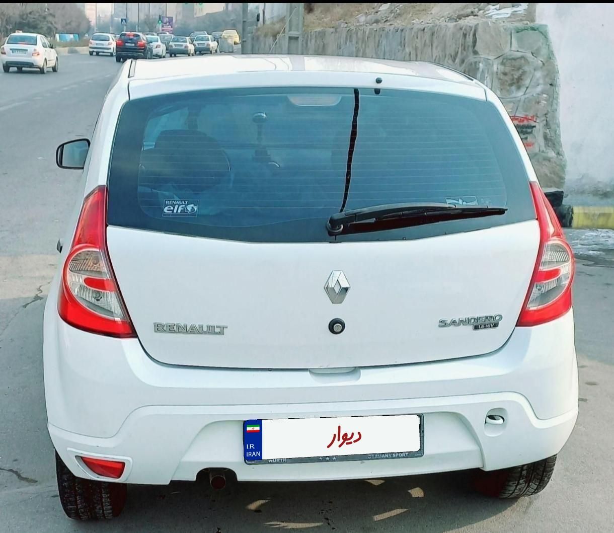 رنو ساندرو اتوماتیک - 1395