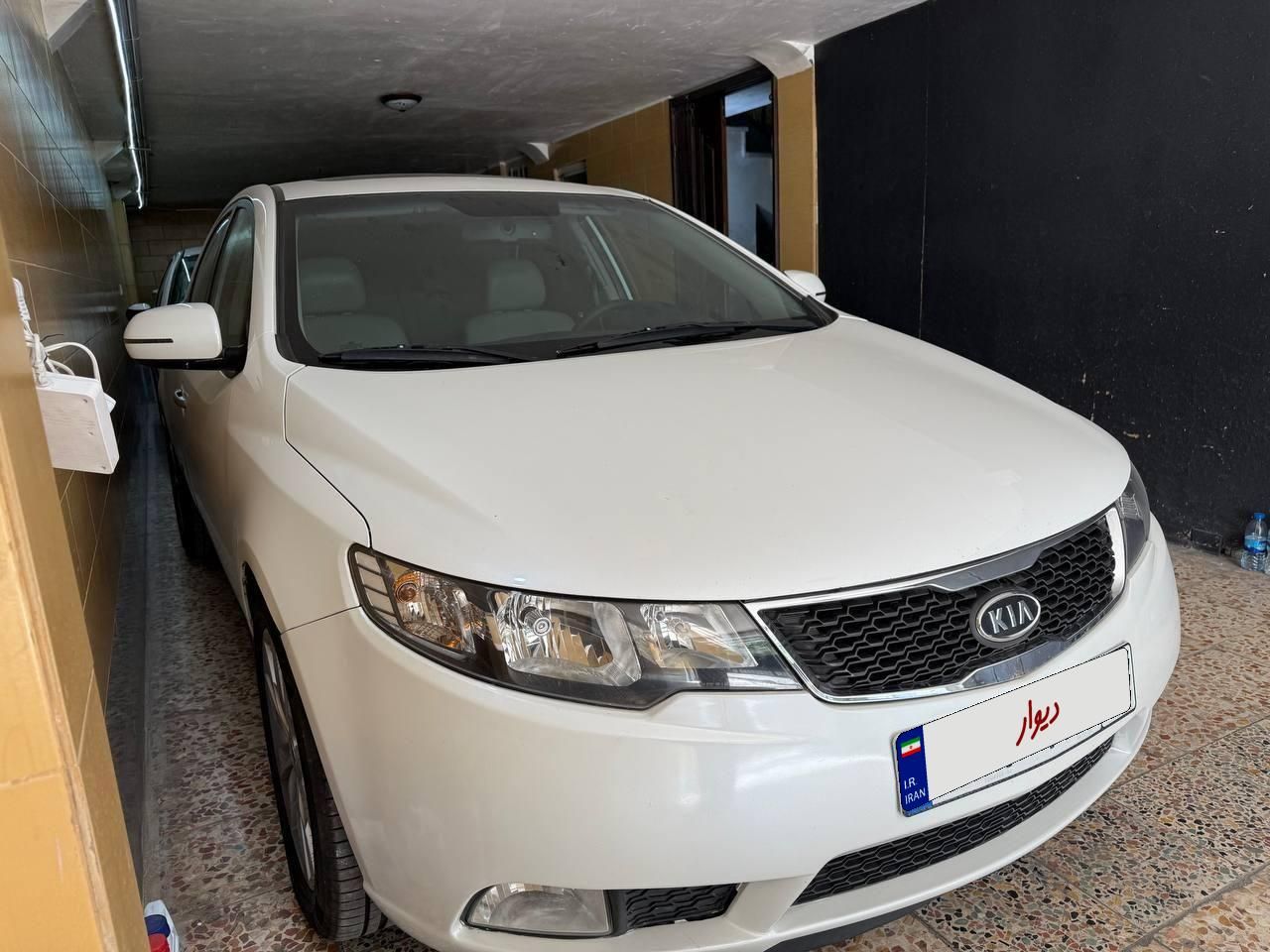 کیا سراتو 2.0 لیتر اتوماتیک GT لاین - 2011