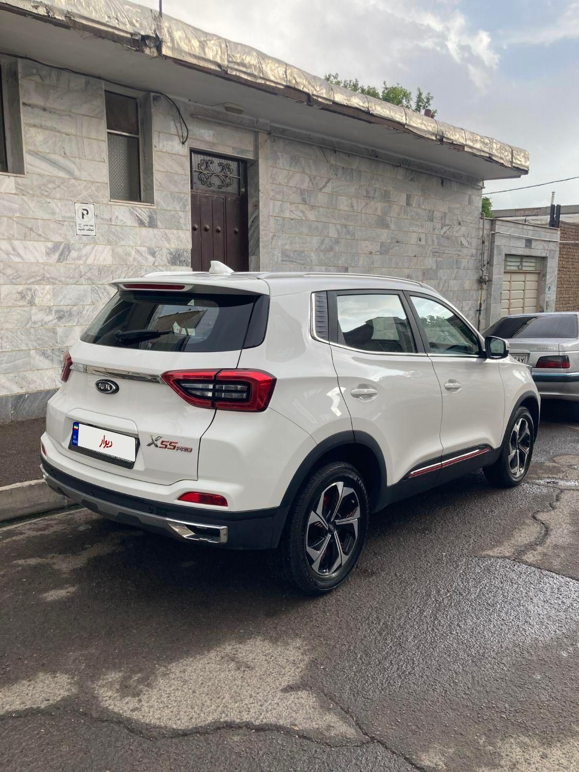 ام وی ام X55 پرو اکسلنت - 2023