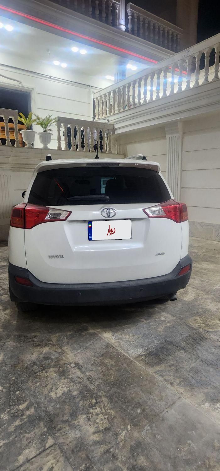 تویوتا راو 4 فول - 2015