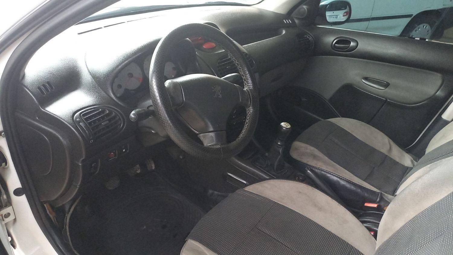 پژو 206 SD v8 - 1394