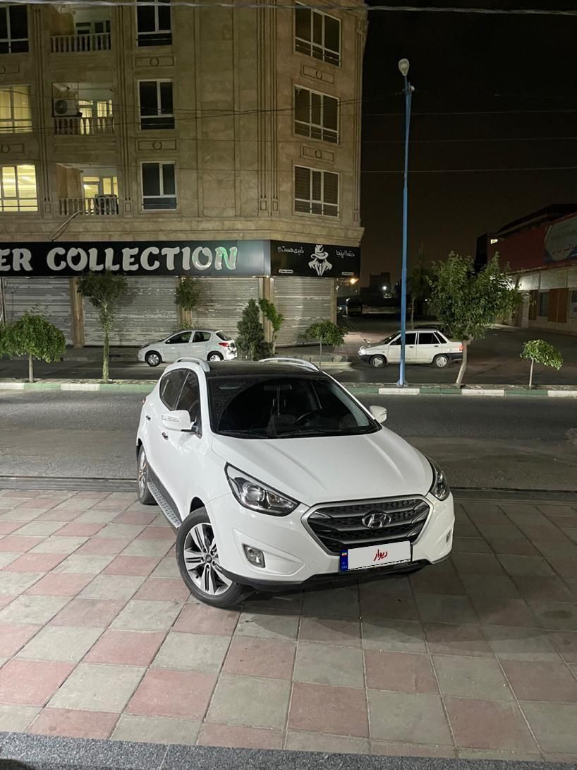 هیوندای توسان 2.4 لیتر - 2015
