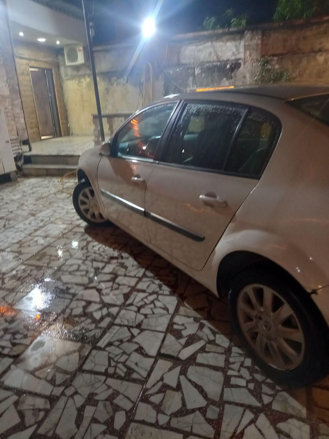 رنو مگان پارس خودرو 1600 E2 - 2011