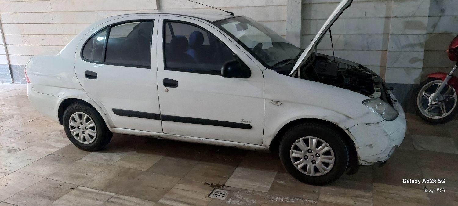 تیبا صندوق دار SX - 1393