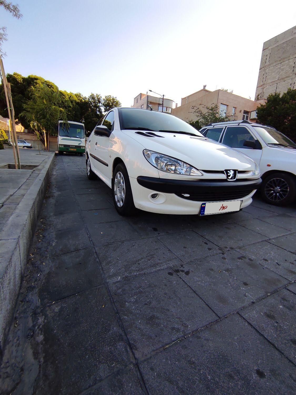 پژو 206 SD v8 - 1390
