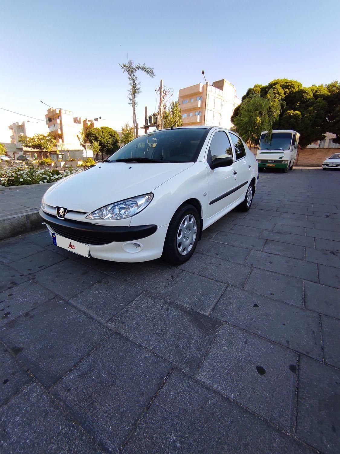 پژو 206 SD v8 - 1390