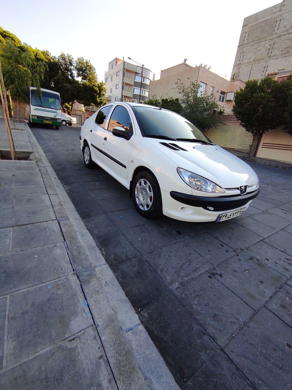 پژو 206 SD v8 - 1390