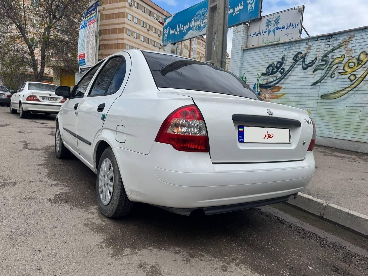تیبا صندوق دار SX - 1400