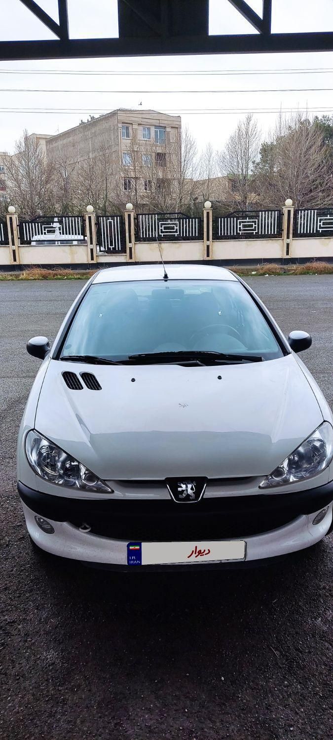 پژو 206 SD v8 - 1400