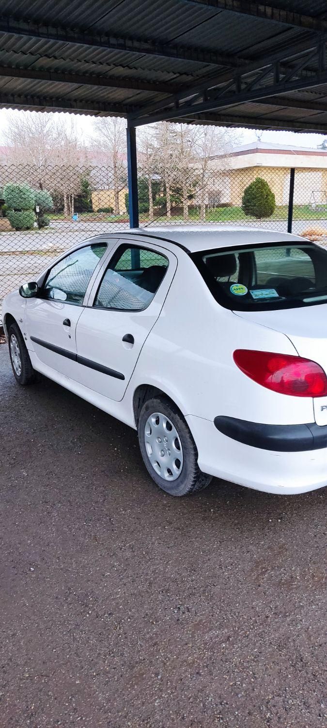 پژو 206 SD v8 - 1400