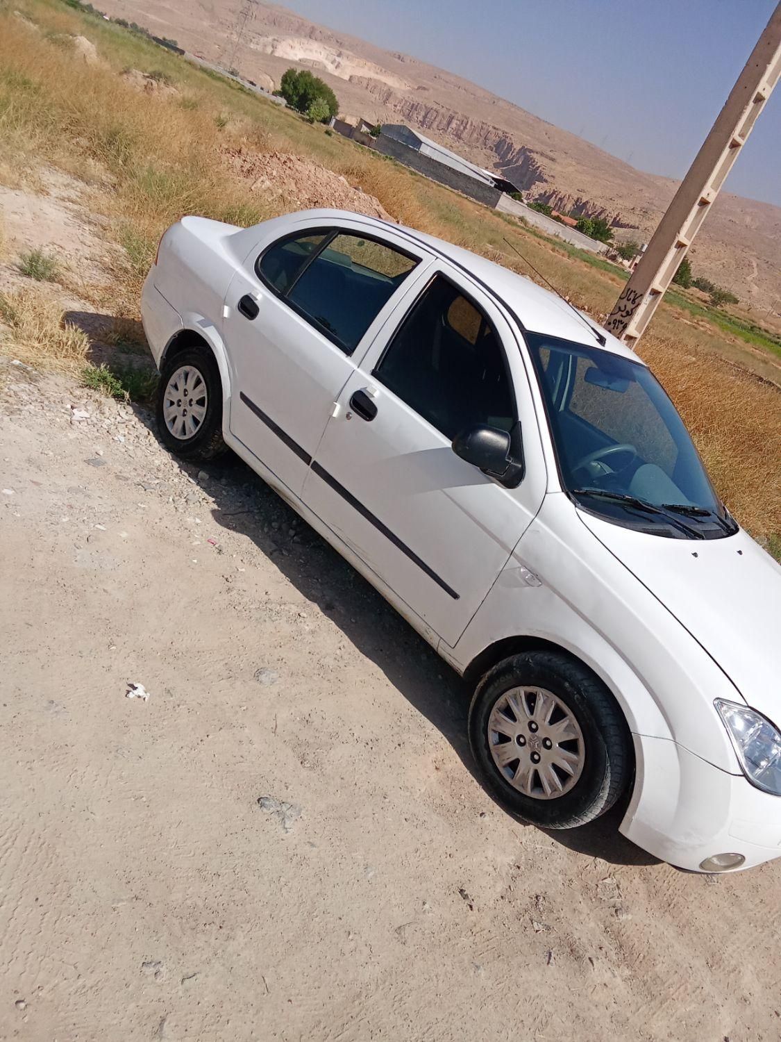 تیبا صندوق دار SX - 1396