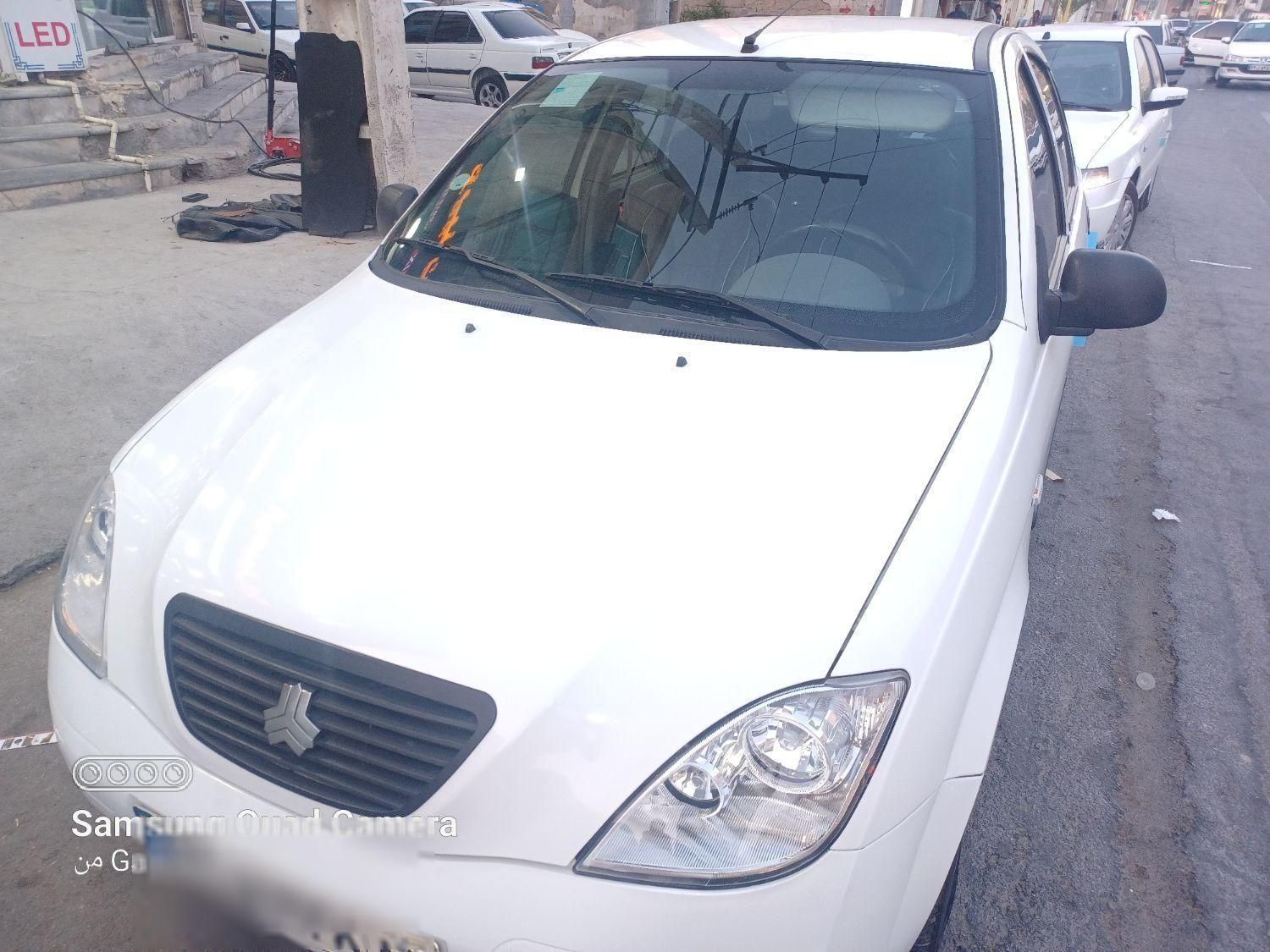 تیبا صندوق دار SX - 1400