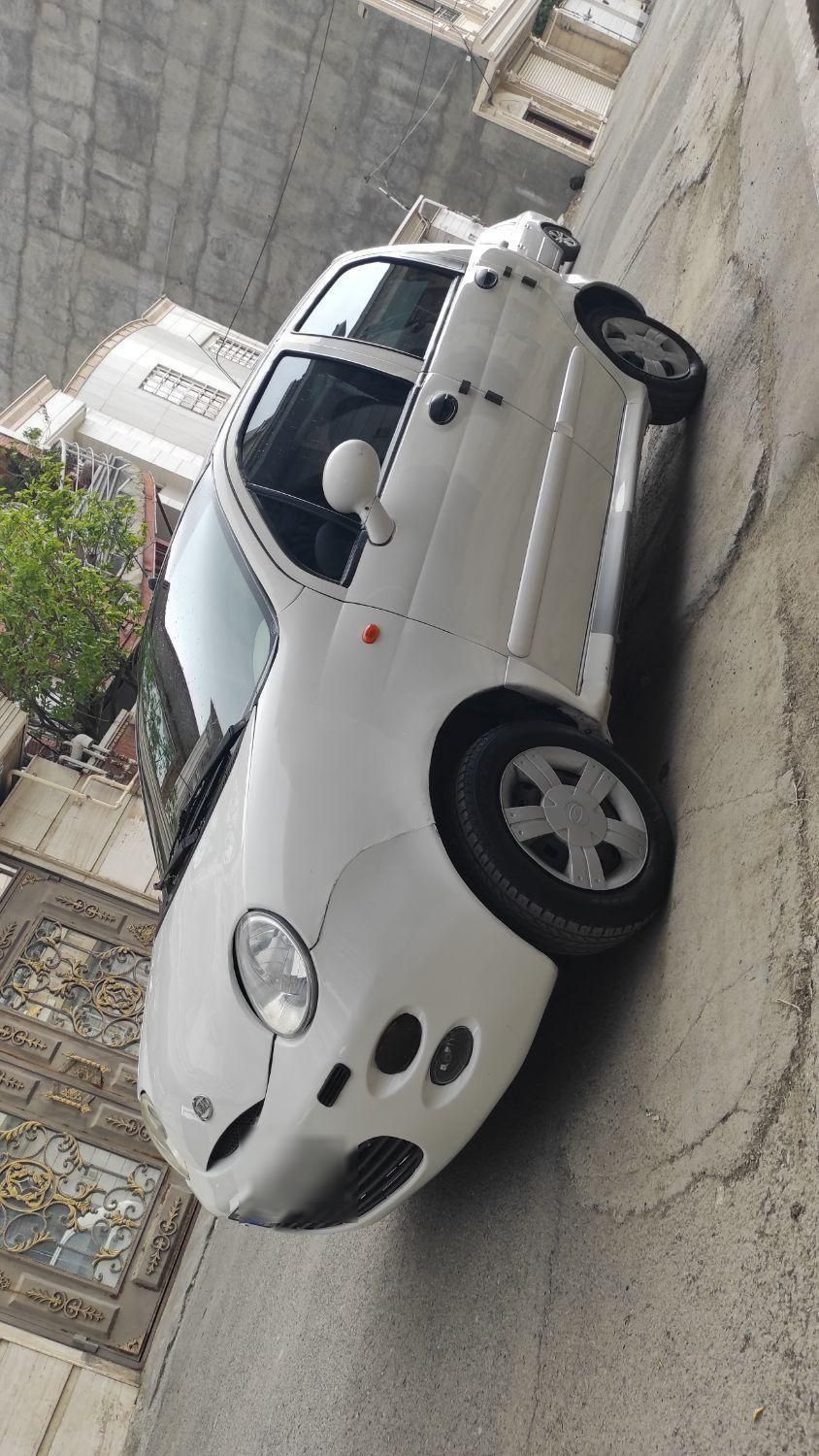 ام وی ام 110 چهار سیلندر دنده ای - 2011