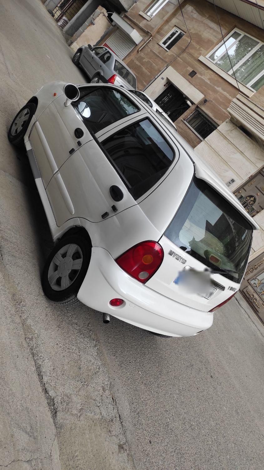 ام وی ام 110 چهار سیلندر دنده ای - 2011