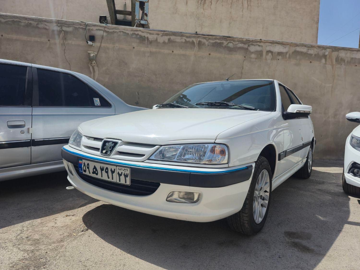 پژو پارس XU7P - 1401