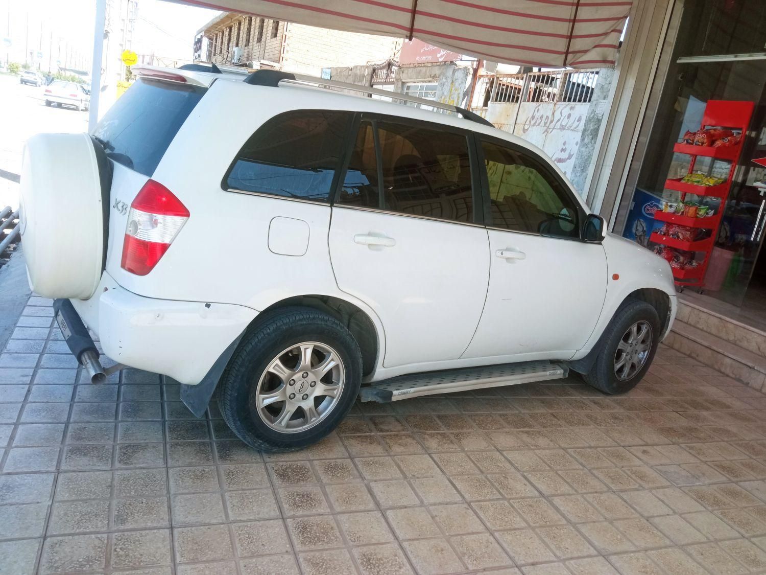 ام وی ام X33 دنده‌ای ساده - 2012
